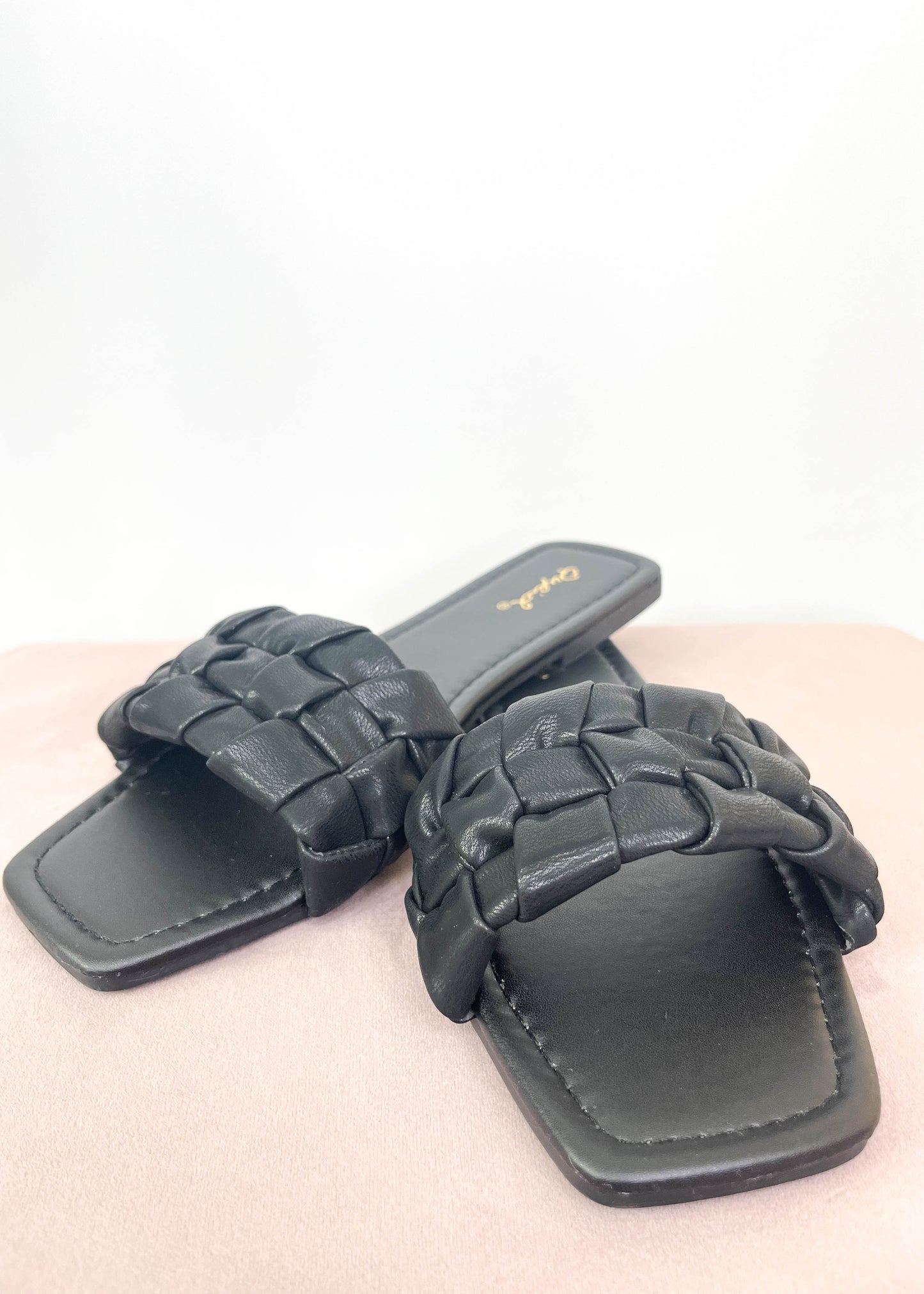 Jacinda Black Sandals